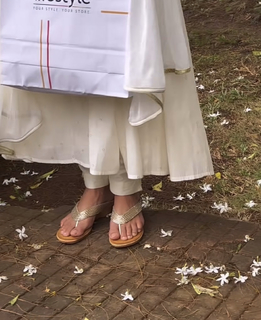 Saniya Iyappan feet photo 4