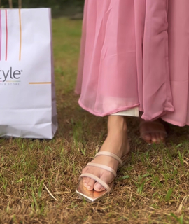 Saniya Iyappan feet photo 15