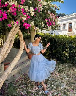Saniya Iyappan feet photo 8