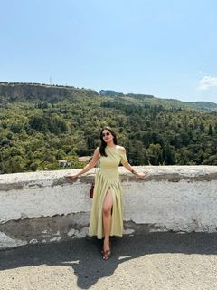 Saniya Iyappan feet photo 2