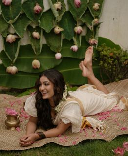 Saniya Iyappan feet photo 10