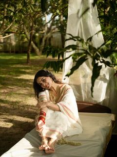 Saniya Iyappan feet photo 9