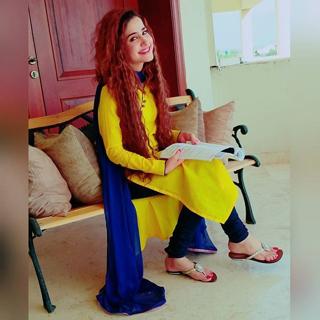 Saniya Shamshad feet photo 20