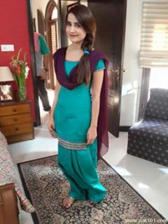 Saniya Shamshad feet photo 15
