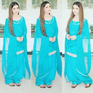 Saniya Shamshad feet photo 6
