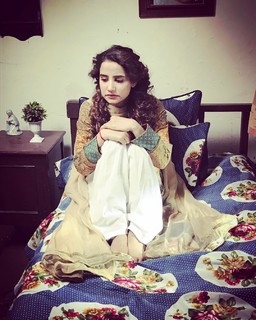 Saniya Shamshad feet photo 4
