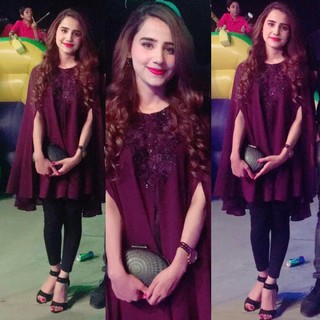 Saniya Shamshad feet photo 17