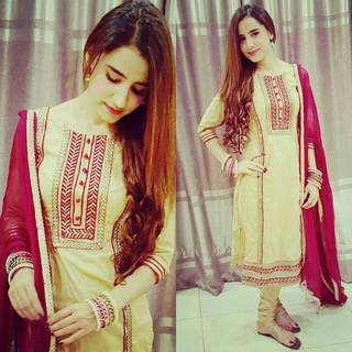 Saniya Shamshad feet photo 13