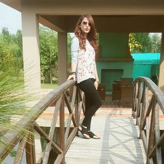 Saniya Shamshad feet photo 11