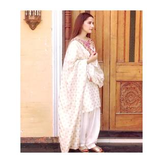 Saniya Shamshad feet photo 12