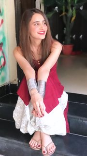 Saniya Shamshad feet photo 18