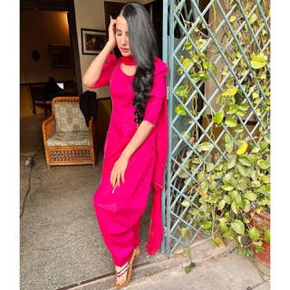 Saniya Shamshad feet photo 4