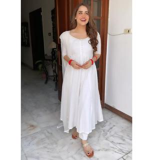 Saniya Shamshad feet photo 18