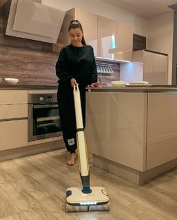 Sanja Grohar feet photo 2