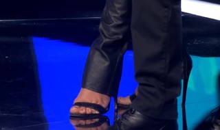 Sanja Kužet feet photo 3