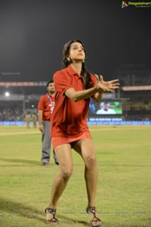 Sanjana feet photo 7