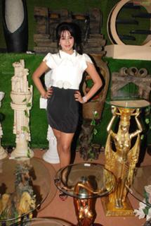 Sanjana feet photo 20