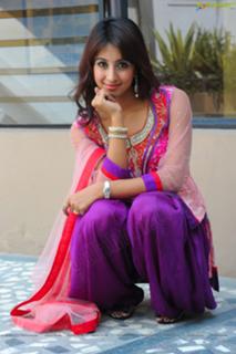 Sanjana feet photo 14