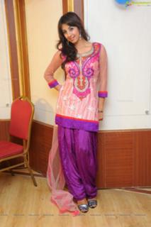 Sanjana feet photo 16