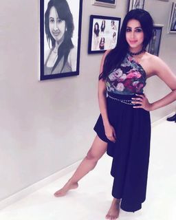 Sanjana feet photo 10