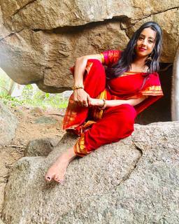 Sanjana feet photo 4