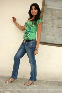 Sanjana feet photo 16