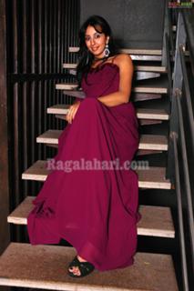 Sanjana feet photo 4