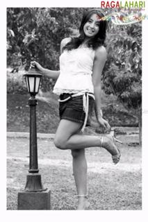 Sanjana feet photo 8