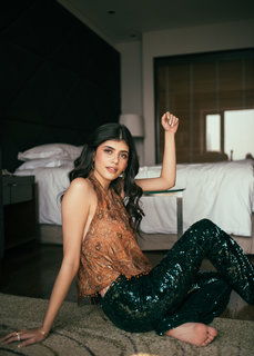 Sanjana Sanghi feet photo 14
