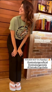 Sanjana Sanghi feet photo 20