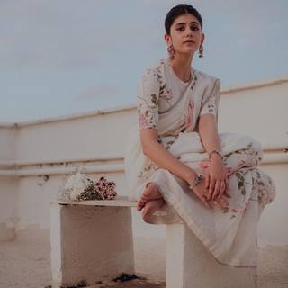 Sanjana Sanghi feet photo 18