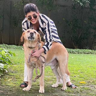Sanjana Sanghi feet photo 10