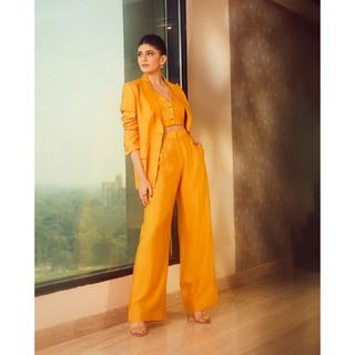 Sanjana Sanghi feet photo 5