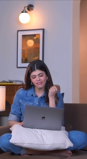 Sanjana Sanghi feet photo 13