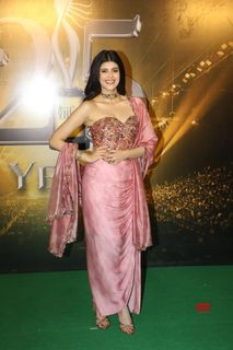 Sanjana Sanghi feet photo 14