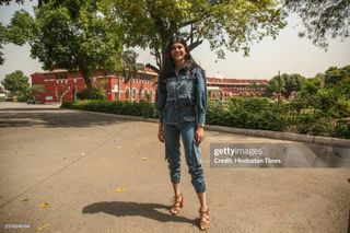 Sanjana Sanghi feet photo 6