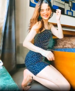 Sanjeeda Sheikh feet photo thumbnail