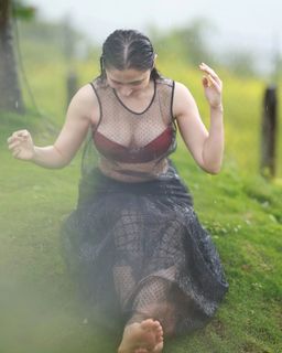 Sanjeeda Sheikh feet photo thumbnail