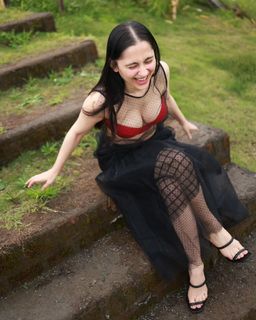 Sanjeeda Sheikh feet photo thumbnail