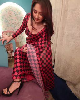 Sanjeeda Sheikh feet photo thumbnail