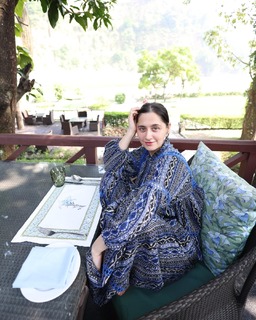 Sanjeeda Sheikh feet photo thumbnail