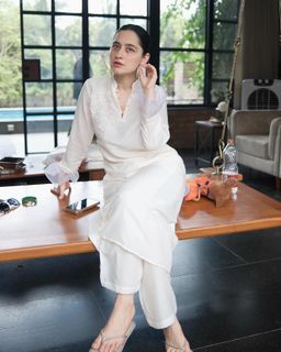 Sanjeeda Sheikh feet photo thumbnail