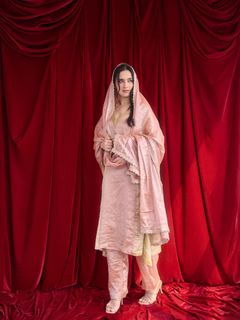 Sanjeeda Sheikh feet photo 8