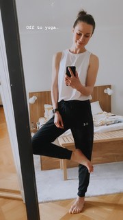 Sanna Marin feet photo thumbnail