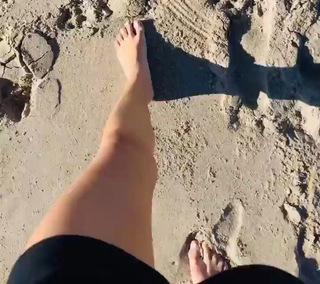 Sanna Marin feet photo thumbnail