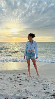 Sanna Marin feet photo thumbnail