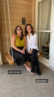 Sanna Marin feet photo thumbnail