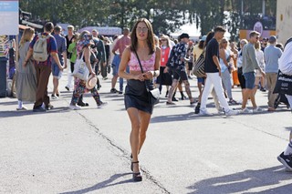 Sanna Marin feet photo thumbnail