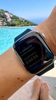 Sanna Marin feet photo thumbnail