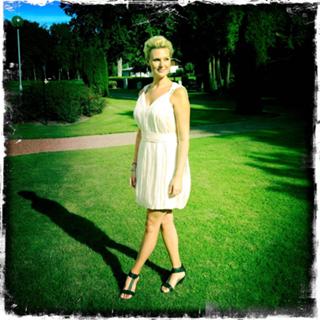 Sanna Nielsen feet photo 1